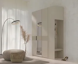 zestaw-szafa-garderoba-wysoka-z-lustrem-siedziskiem-do-korytarza-soreno-2