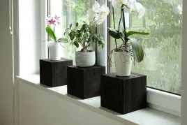 rustykalna-kolumna-dekoracyjna-drewniany-stojak-na-kwiaty-20x20x20cm-3szt