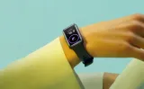 smartband-huawei-band-7-czarny-czujniki-akcelerometr-czujnik-swiatla-krokomierz-pulsometr