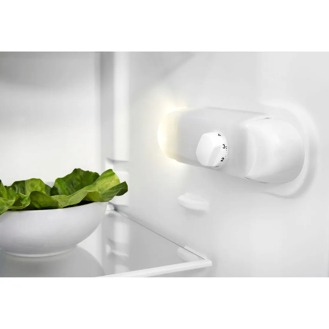 lodowka-jednodrzwiowa-indesit-si6-2-w-biala-323l-37-db-167-cm-led-stan-nowy