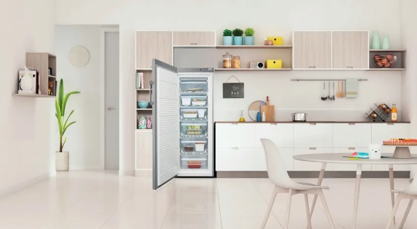 zamrazarka-wolnostojaca-indesit-ui6-2-s-4szuflady-srebrny-245-l-167-cm-stan-nowy