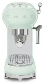 ekspres-kolbowy-smeg-ecf01pgeu-mietowy-retro-1350w-filtr-spienianie-mleka