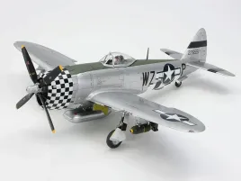 samolot-republic-p-47d-thunderbolt-61090-tamiya