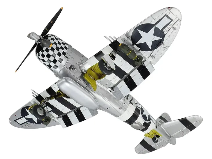 samolot-republic-p-47d-thunderbolt-61090-tamiya-okres-ii-wojna-swiatowa