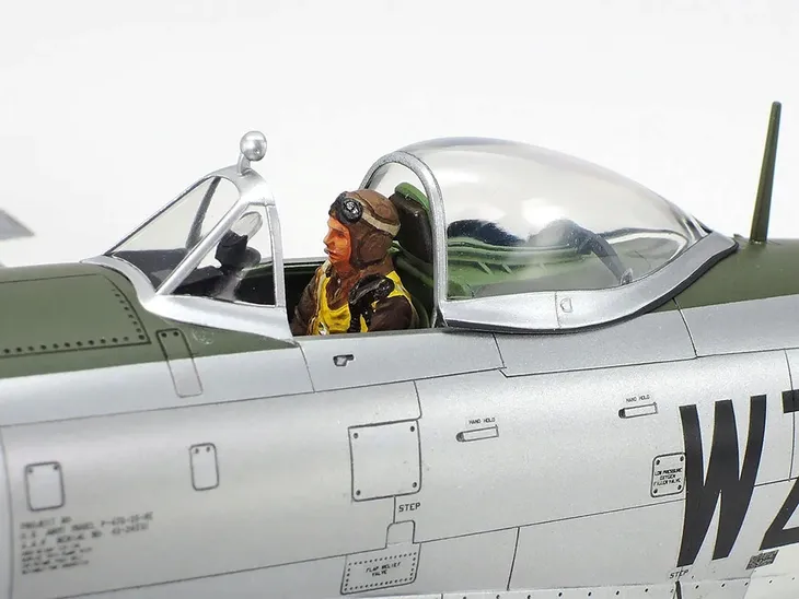 samolot-republic-p-47d-thunderbolt-61090-tamiya-stan-zlozenia-do-zlozenia
