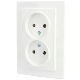gniazdo-gniazdko-elektryczne-podwojne-podtynkowe