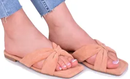 modne-damskie-klapki-na-lato-zamsz-wygoda-jakosc