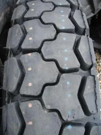 opona-rosava-u-2-8-25r20-caloroczne