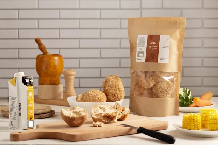 soplowka-jezowata-suszona-cechy-dodatkowe-superfood-weganskie-niesiarkowane-wegetarianskie-bez-laktozy-wysoka-zawartosc-blonnika-niskotluszczowe