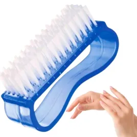 szczoteczka-do-czyszczenia-rak-paznokci-z-raczka-niebieska-intervion