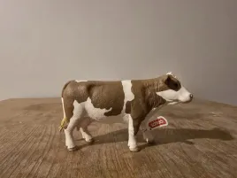 schleich-krowa-rasy-simentalskiej-figurka-model-z-2015-r