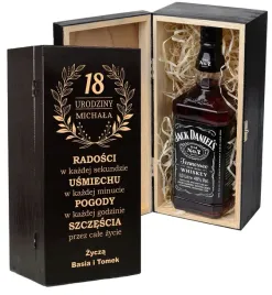 prezent-na-18-urodziny-18stke-skrzynka-na-alkohol
