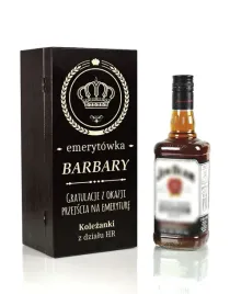 prezent-dla-emeryta-skrzynka-na-alkohol-grawer