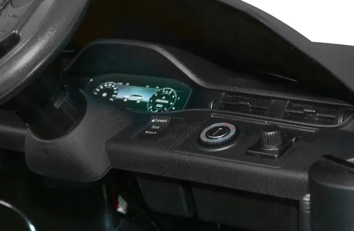 range-rover-evoque-na-akumulator-czarny-mp3-led-liczba-miejsc-1