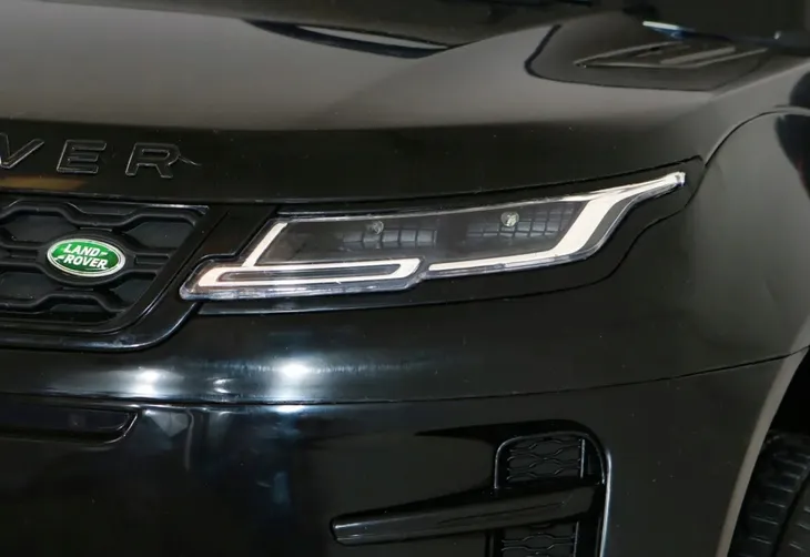 range-rover-evoque-na-akumulator-czarny-mp3-led-stan-nowy-wiek-dziecka-3-lata