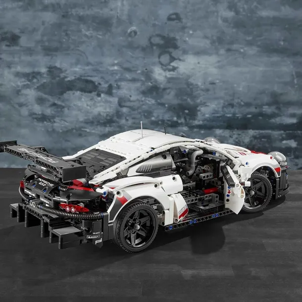 lego-technic-porsche-911-rsr-42096-plec-chlopcy-dziewczynki