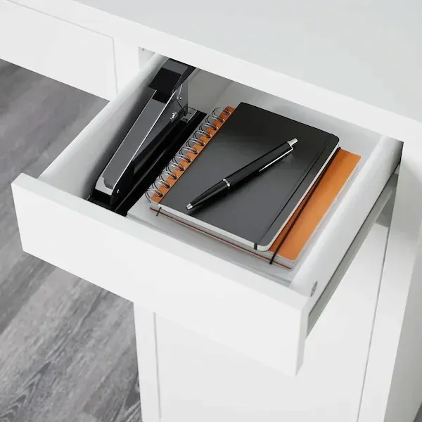 ikea-micke-biurko-105x50-bialy-kolekcja-micke