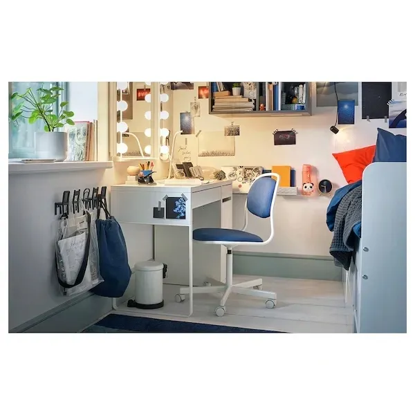 ikea-micke-biurko-105x50-bialy-glebokosc-mebla-50-cm
