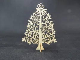 choinka-drewniana-azurowa