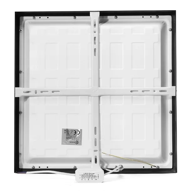 panel-led-natynkowy-40x40cm-czarny-36w-6000k-ksztalt-kwadratowy