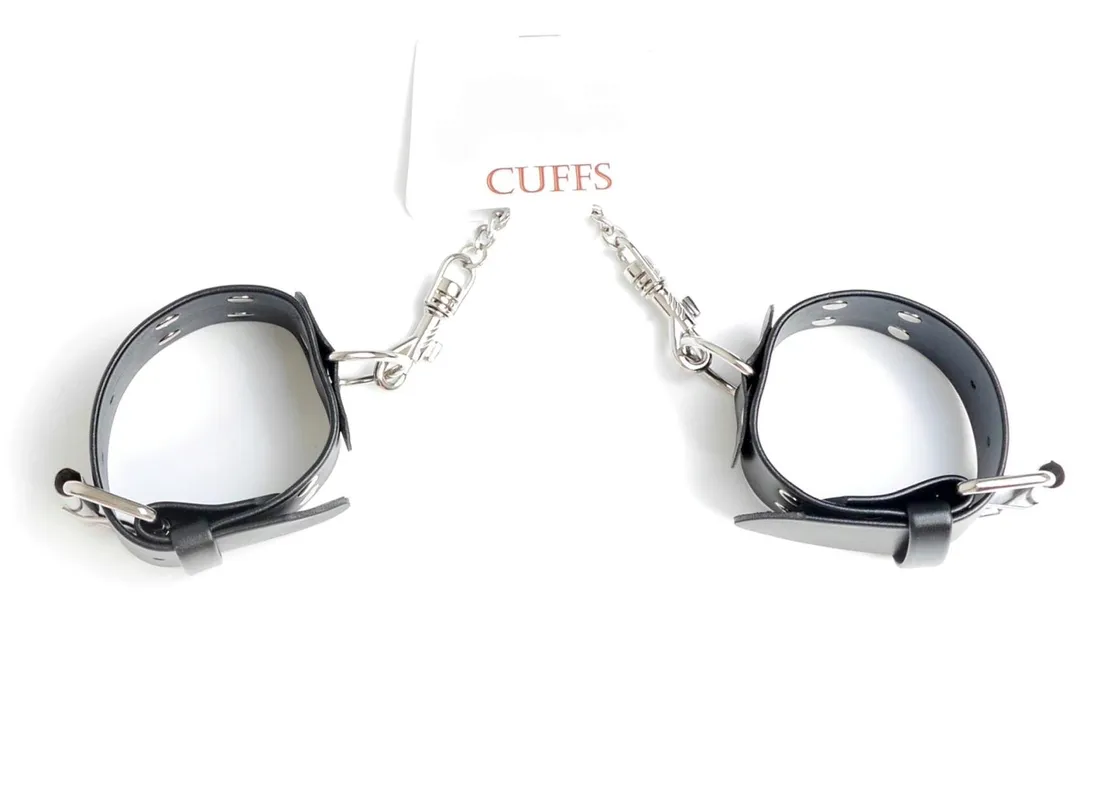 fetish-b-series-handcuffs-with-studs-4-cm-marka-inna
