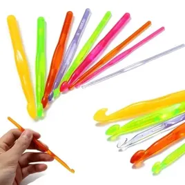 szydelka-akrylowe-plastikowe-9szt-zestaw-szydelek-akrylowych-plastikowych