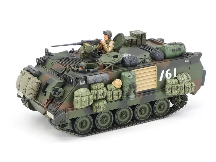transporter-opancerzony-m113a2-model-35265-tamiya-stan-nowy