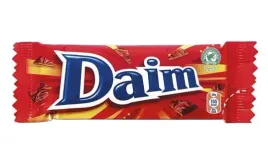 daim-baton-czekolada-mleczna-z-chrupiacym-karmelem-migdalowym-28-g