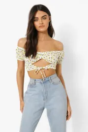 c0b002-bialy-top-w-zolte-kwiaty-boohoo-s