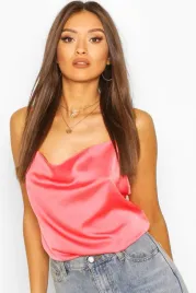 a1c133-rozowa-satynowa-koszulka-na-ramiaczkach-boohoo-xs