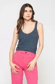 a8b023-granatowy-sweterkowy-top-vero-moda-s