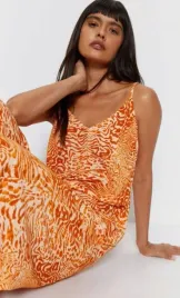 a6a012-pomaranczowy-kombinezon-na-ramiaczkach-warehouse-xl