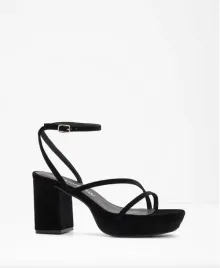 b2e104-czarna-zamszowe-buty-na-obcasie-bonprix-38