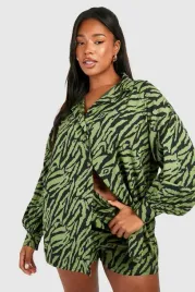 zielony-komplet-zebra-koszula-i-spodenki-boohoo-7xl