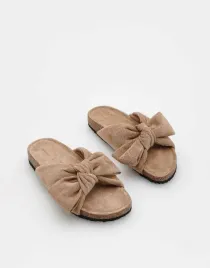 brazowe-klapki-z-kokarda-reserved-38