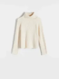 kremowy-sweter-z-golfem-reserved-l