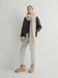 szare-spodnie-z-przeszyciem-reserved-xs