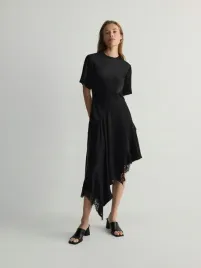 czarna-satynowa-sukienka-z-wiskoza-reserved-s