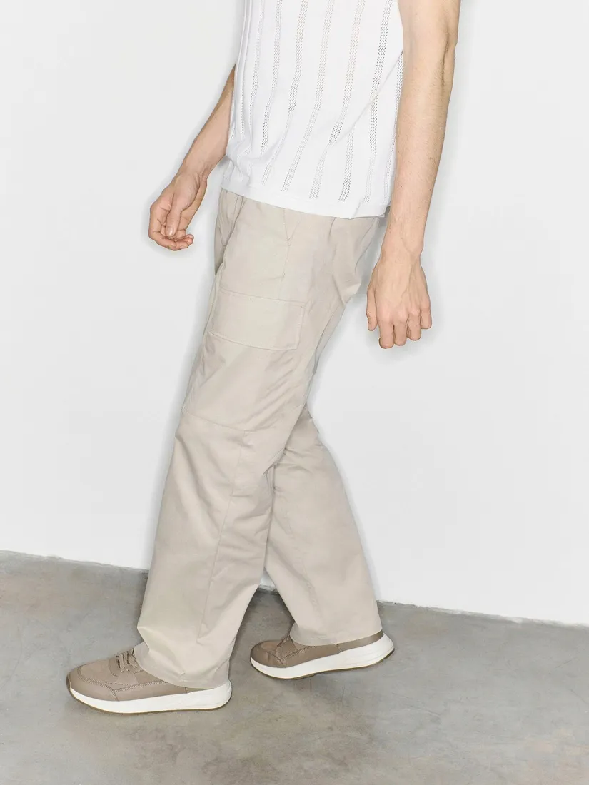 bezowe-spodnie-cargo-reserved-s