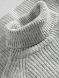 szary-sweter-z-golfem-reserved-m-linia-regular