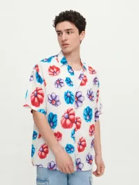 biala-luzna-koszula-z-krotkim-rekawem-i-nadrukiem-house-m