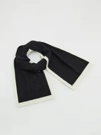 czarno-bialy-szalik-reserved-uniwersalny