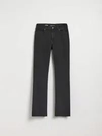 czarne-jeansy-straight-fit-z-rozcieciami-u-dolu-house-xs