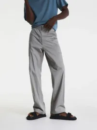 szare-spodnie-typu-cargo-reserved-33