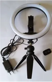 lampa-pierscieniowa-ring-led-selfie-statyw-25cm
