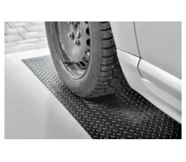 chron-posadzke-w-garazu-sol-chemia-guma-55m-na-40