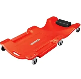 lezanka-warsztatu-praca-autem-kolkach-zaglowek