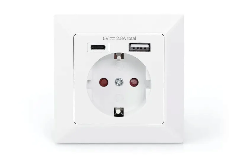 gniazdo-elektryczne-usb-scienne-digitus-bialy