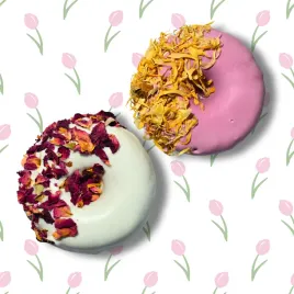 b-przysmaki-dla-konia-sweet-pony-donut-dzika-roza-nagietek-2-szt-zestaw