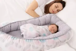 gniazdko-niemowlece-kokon-55x80-szare-pastelowe-piorka-otulacz-dwustronny